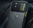 OnePlus8TCyberpunk2077智能手机拥有超大的摄像头模块