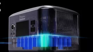 BigBlueCellpowa500是一种经济实惠的方式可以在户外为所有小工具供电