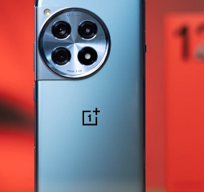 一些OnePlus12R设备的存储速度比最初宣传的要慢