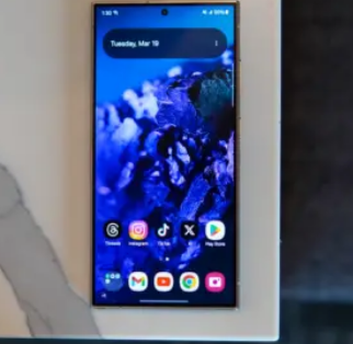 三星GalaxyS25Ultra显示屏尺寸将保持不变