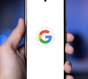 Android上的Google应用正在测试几种不同的浏览器底栏布局